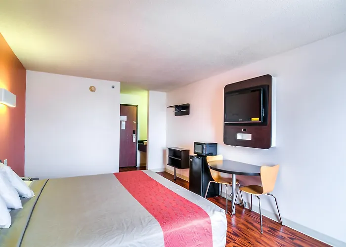 6-lansing, Il - Chicago South 4* Lansing