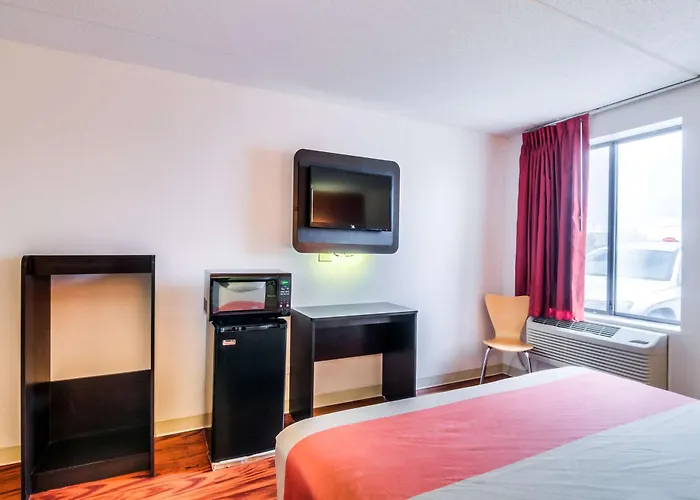 6-lansing, Il - Chicago South 4* Lansing