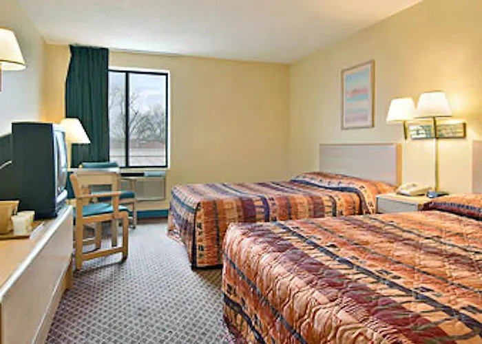 6-lansing, Il - Chicago South 4* Lansing